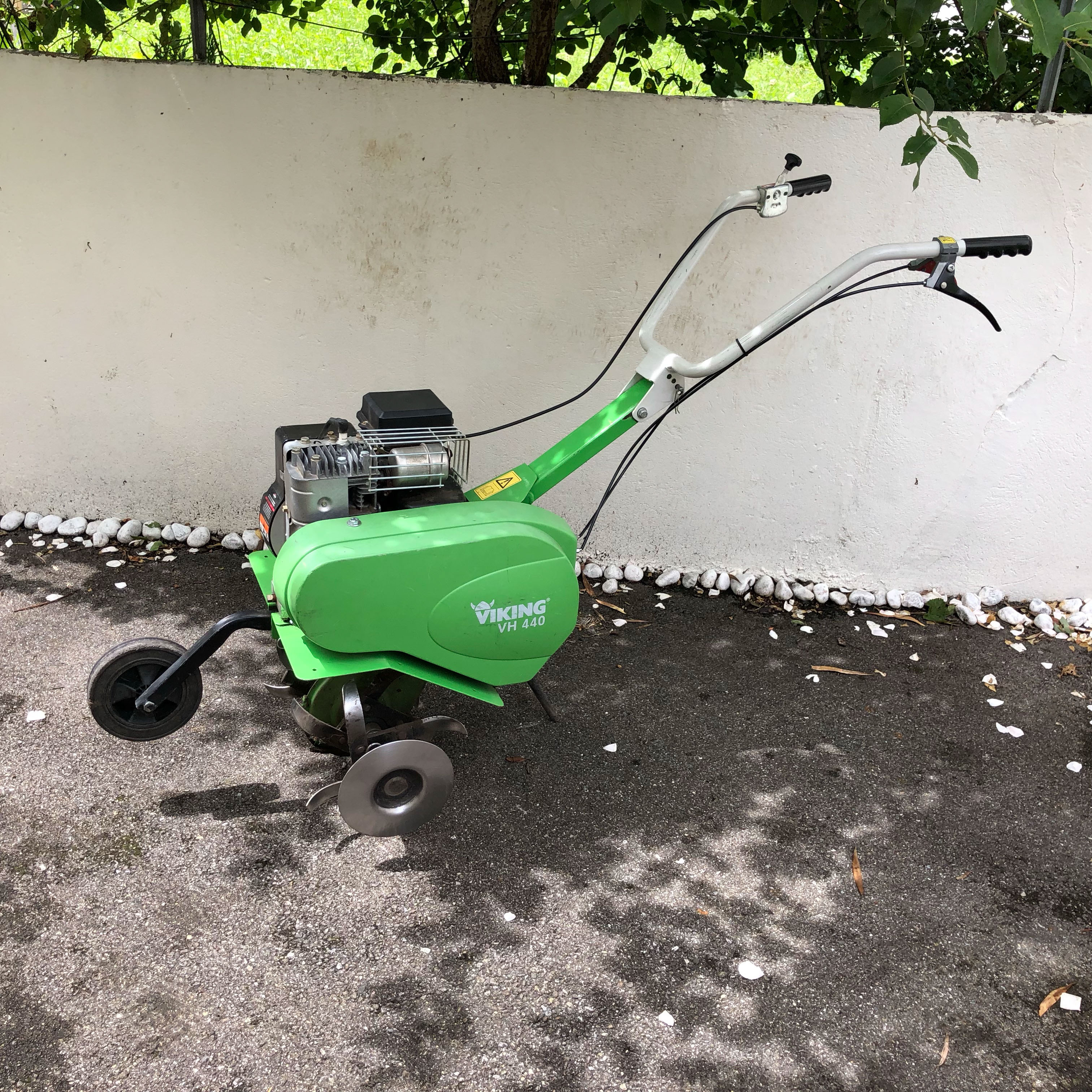 Gartenfräse